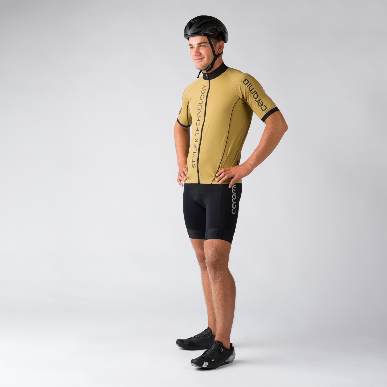 KURZARM-FAHRRADTRIKOT
