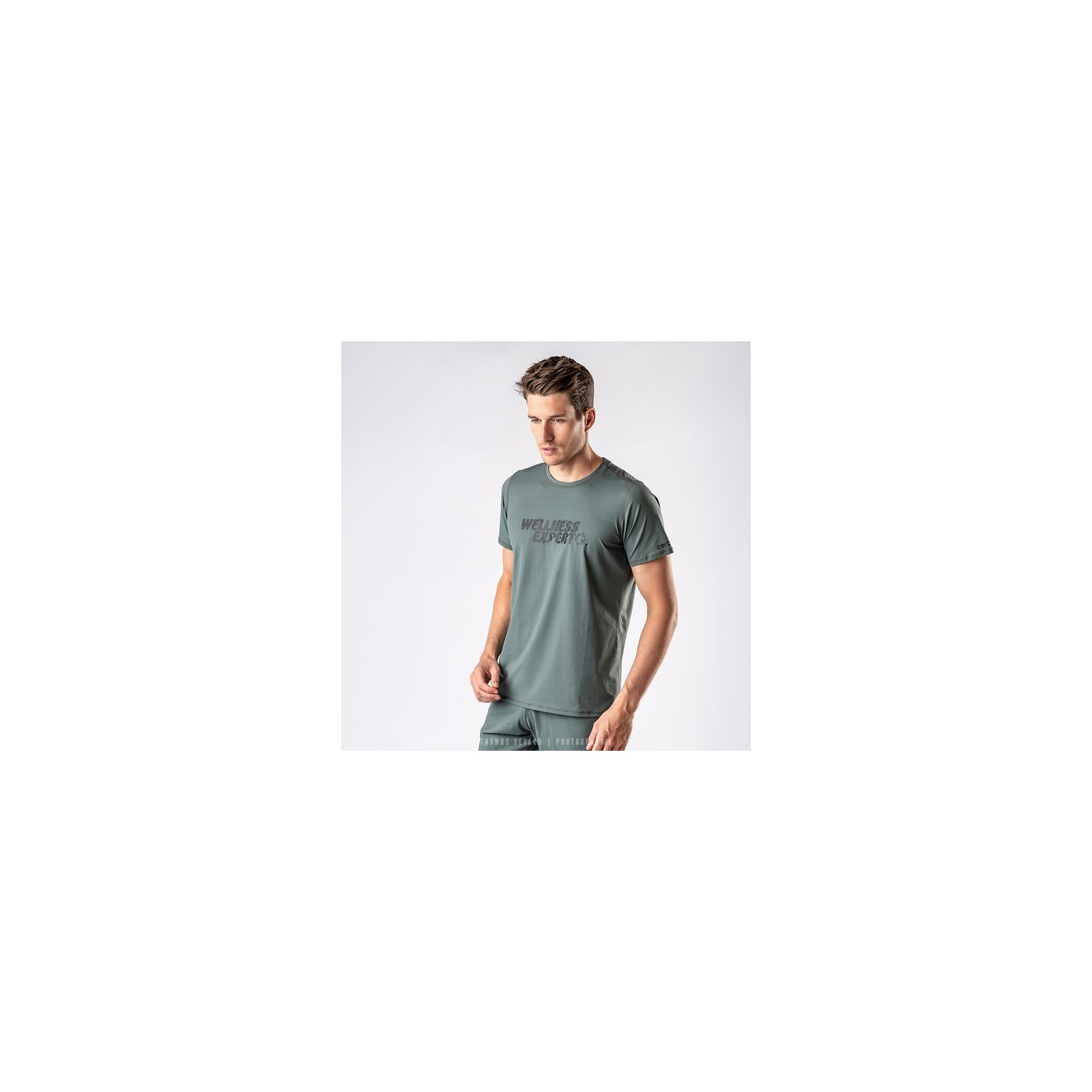 KURZÄRMLIGES T-SHIRT MIT LOCKERER PASSFORM