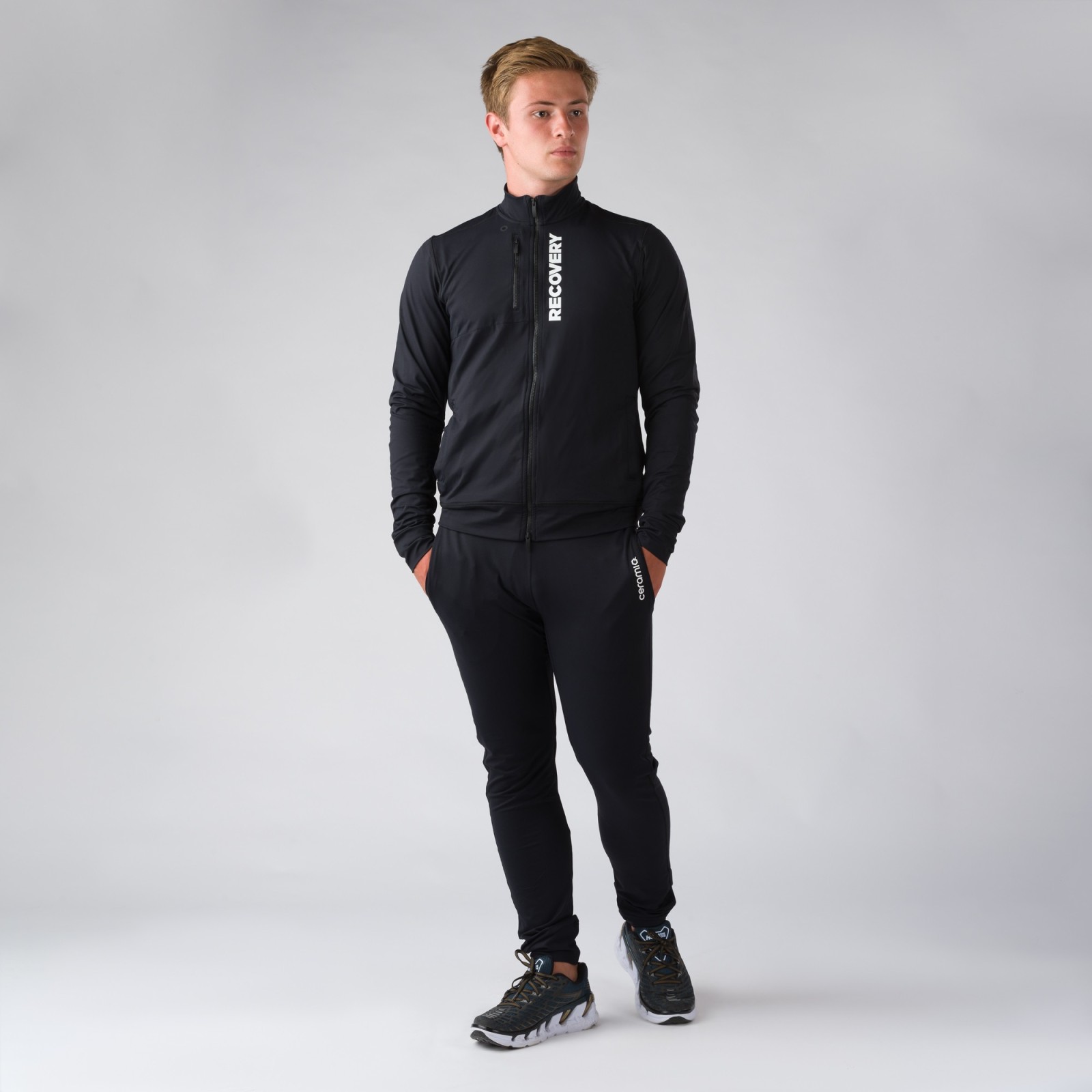 JOGGINGJACKE