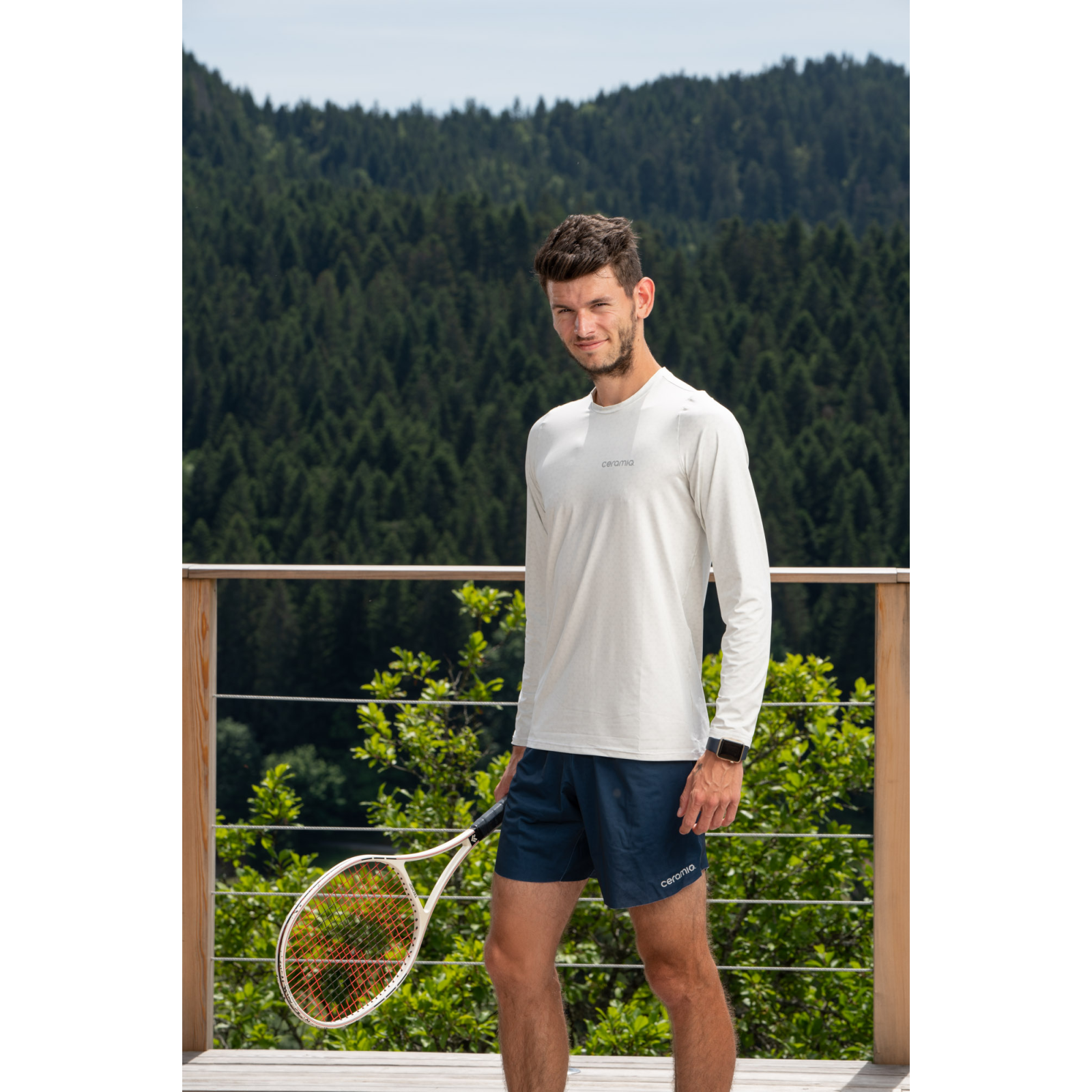 SHORT WITH SIDE POCKETS